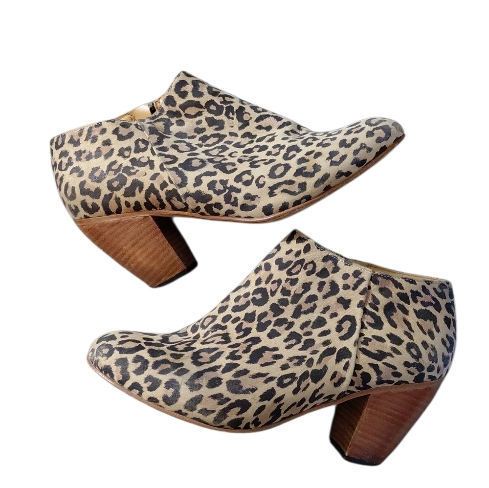 Dieppa Restrepo Troy Suede Leapord Print Heeled Booties Size 9